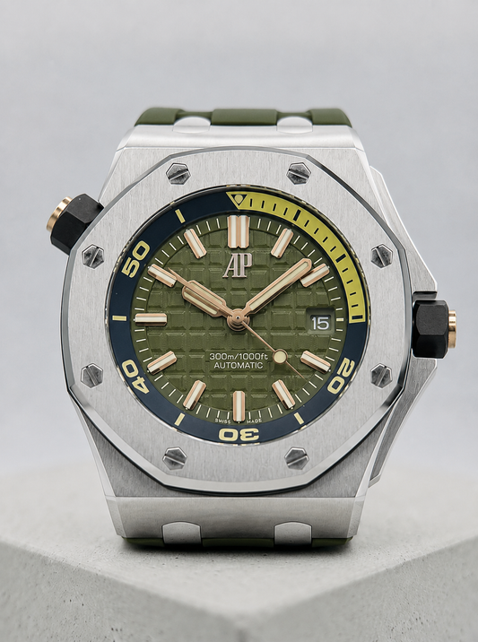 AUDEMARS PIGUET Rubber Strap Watch