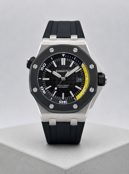 AUDEMARS PIGUET Rubber Strap Watch