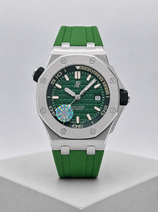AUDEMARS PIGUET Rubber Strap Watch