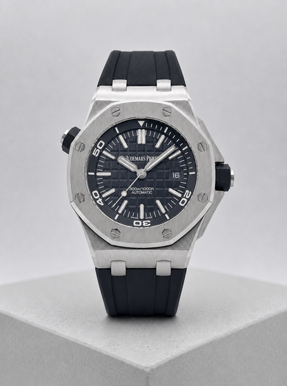 AUDEMARS PIGUET Rubber Strap Watch
