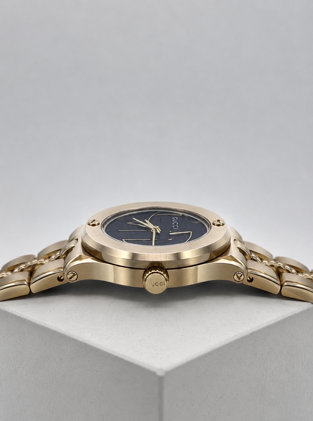 Gucci Gold Black Watch