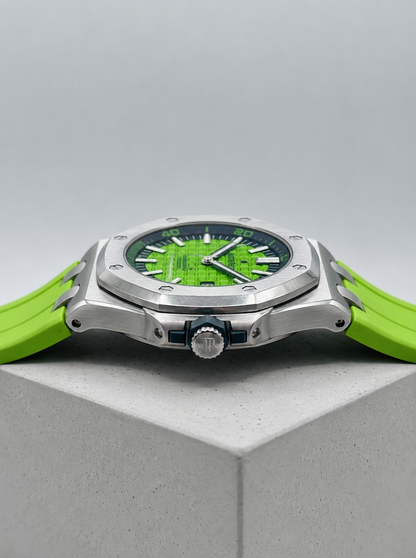AUDEMARS PIGUET Rubber Strap Watch