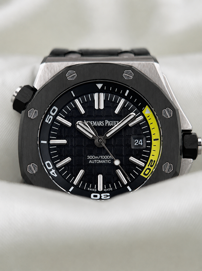 AUDEMARS PIGUET Rubber Strap Watch
