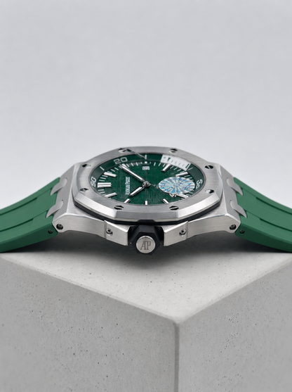 AUDEMARS PIGUET Rubber Strap Watch