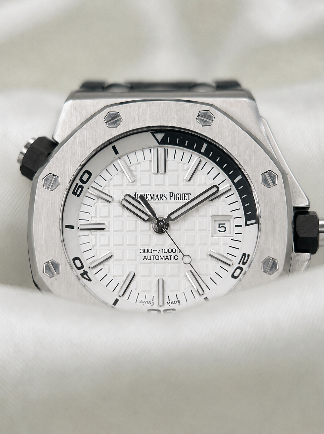 AUDEMARS PIGUET Rubber Strap Watch