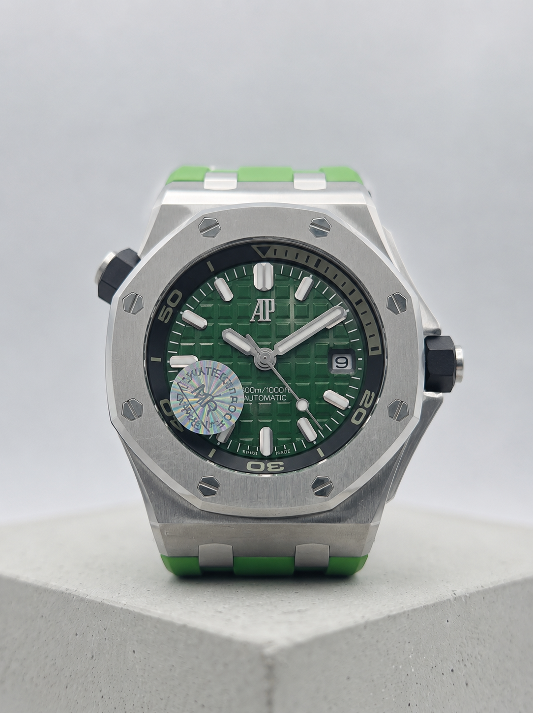 AUDEMARS PIGUET Rubber Strap Watch